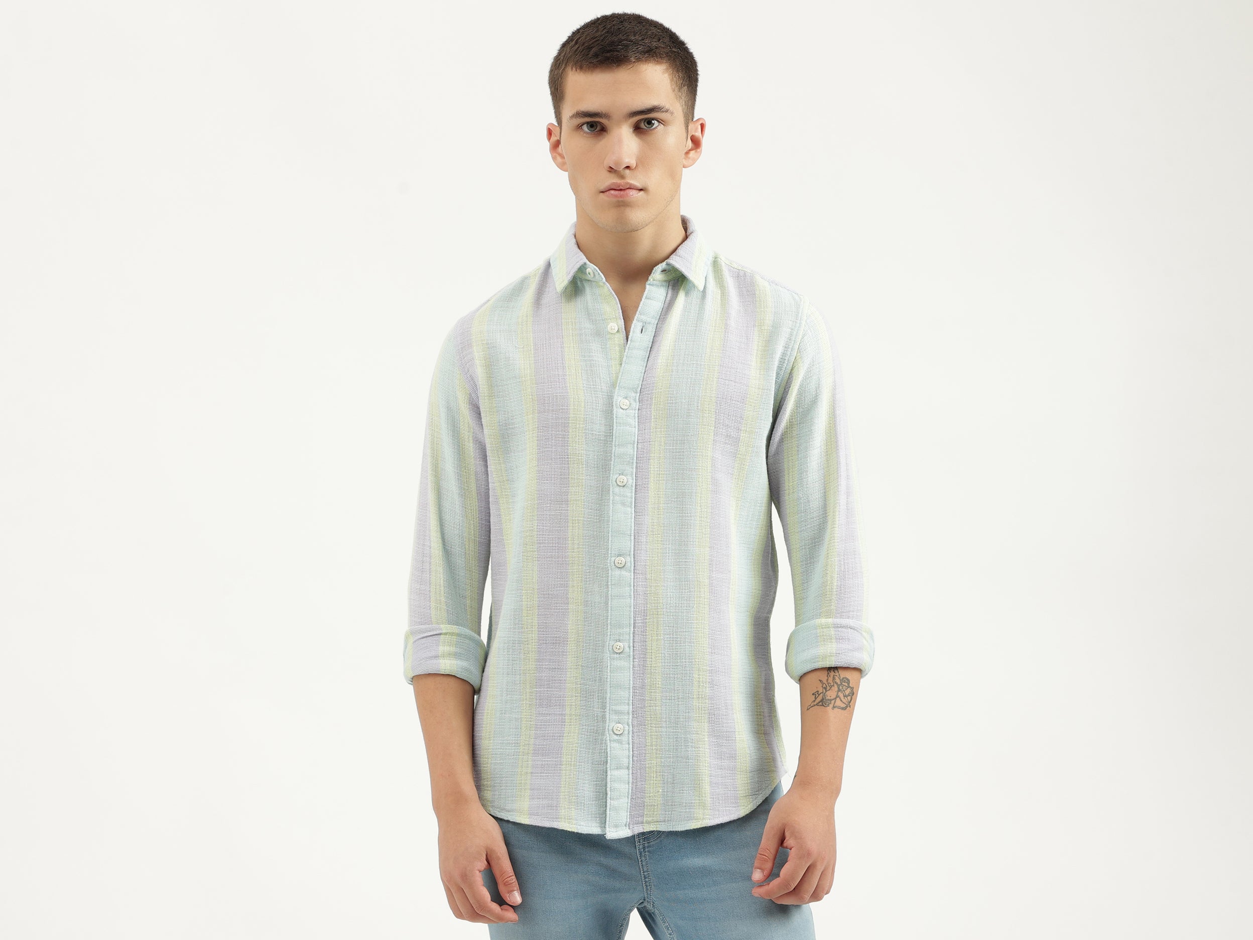 Regular Fit Spread Collar Striped Shirts