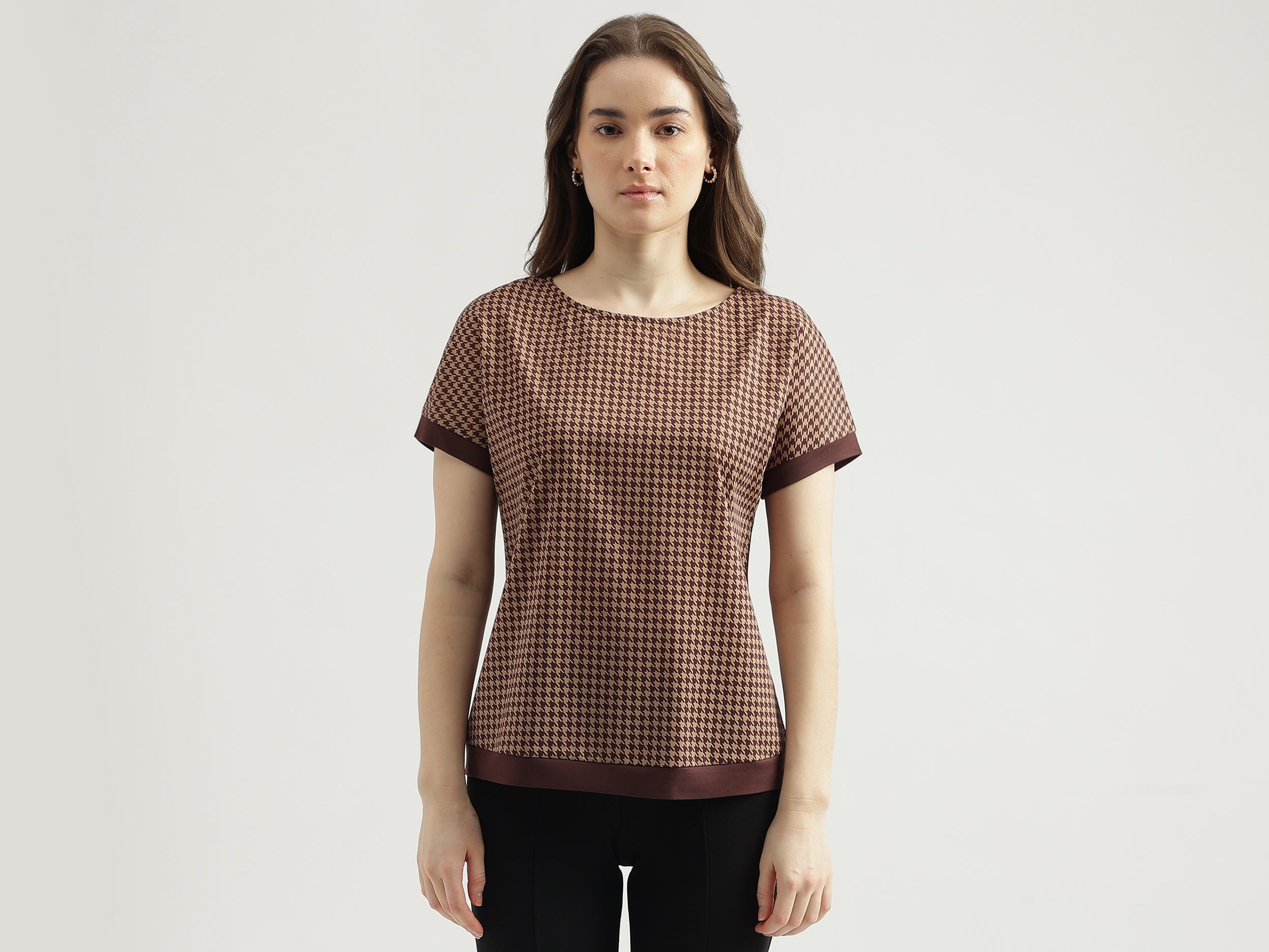 Regular Fit Round Neck Checked Pattern Women's Top