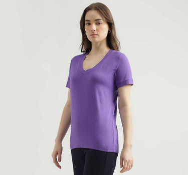 Women's Regular Fit V-Neck Solid T-Shirt