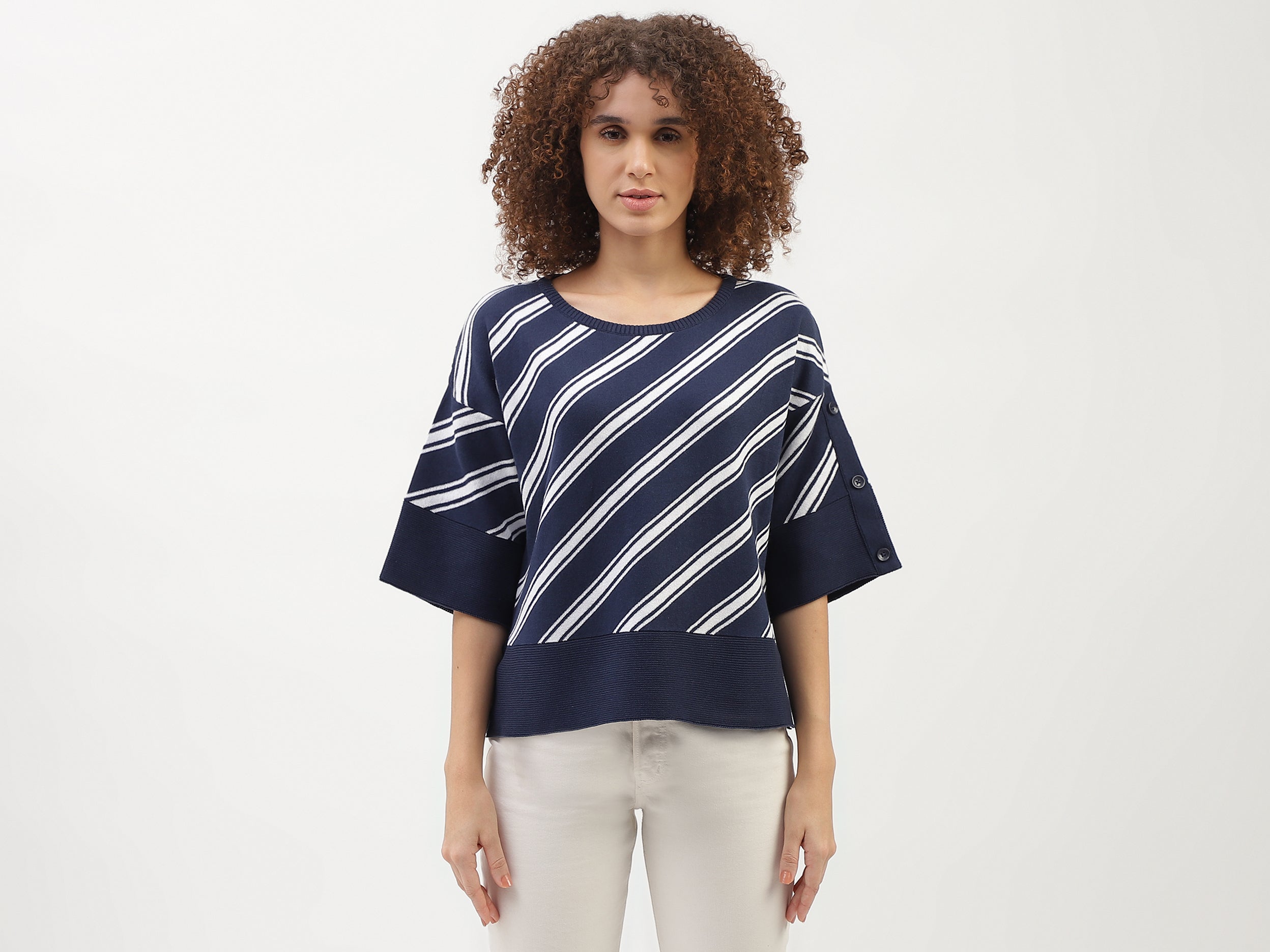 Regular Fit Round Neck Striped Pattern Sweater