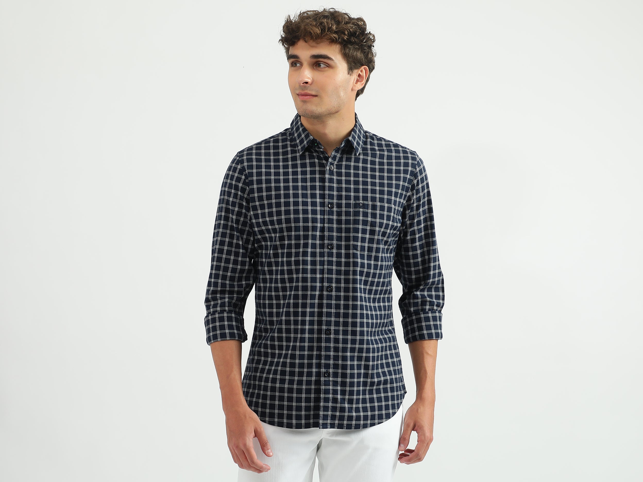 Men Checked Spread Collar Shirt