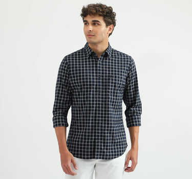 Men Checked Spread Collar Shirt