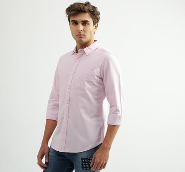 Men Solid Spread Collar Shirt