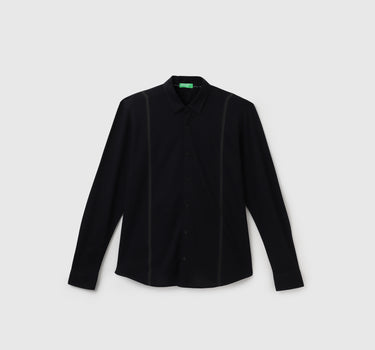 Regular Fit Spread Collar Solid Shirt