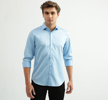 Men Solid Cutaway Collar Shirt