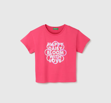 Round Neck Typography Pattern T-Shirt