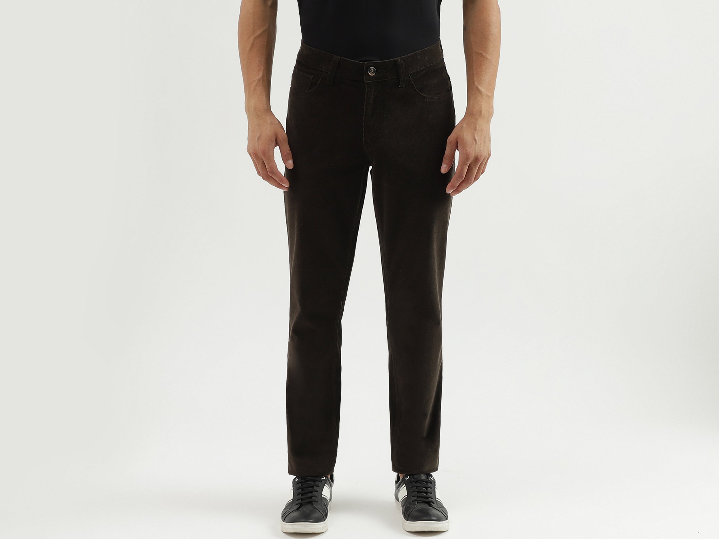 Men's Solid Slim Fit Trousers with Button Closure