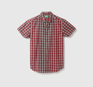 Men Checked Spread Collar Shirt