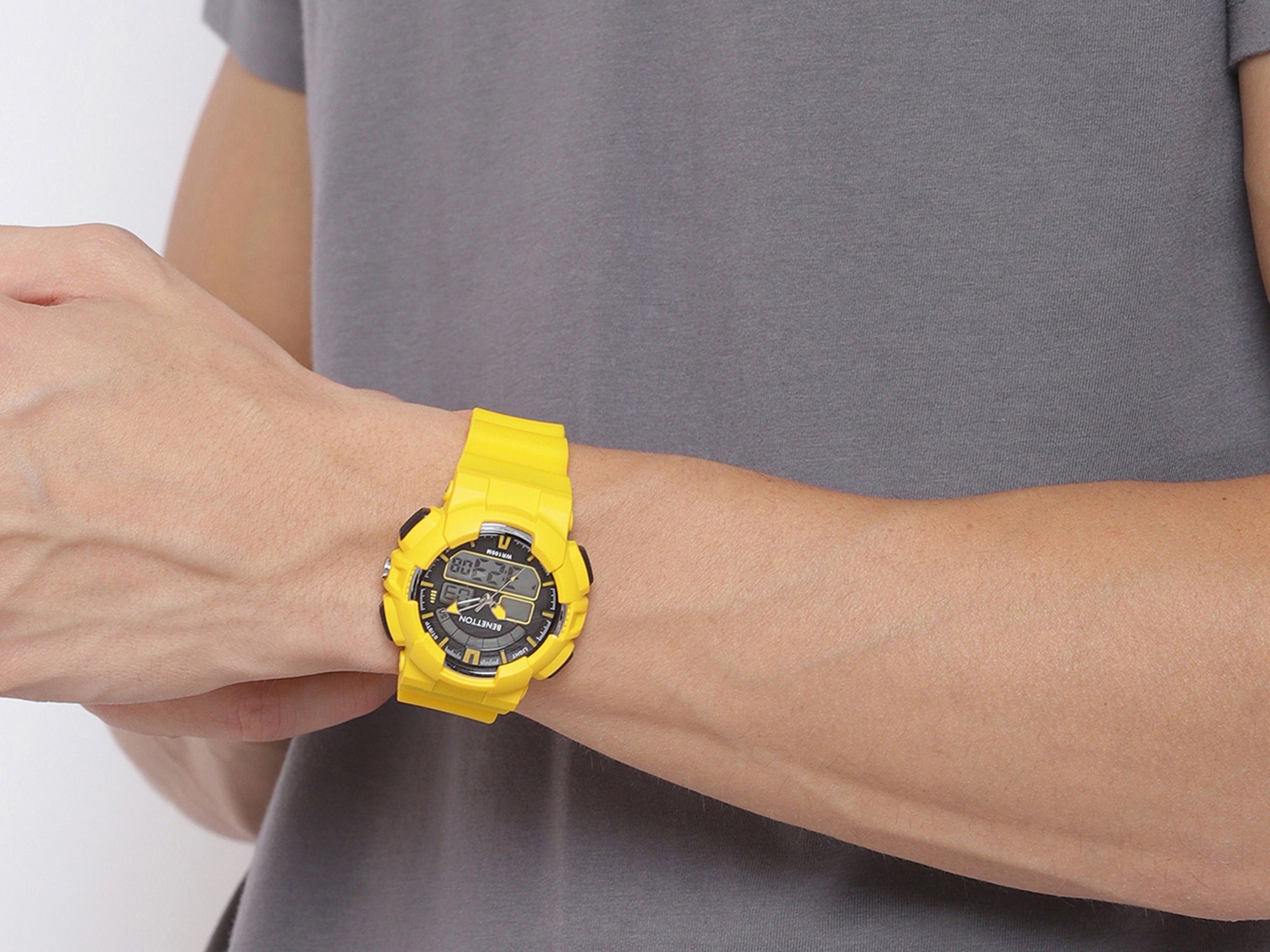 Benetton smart watch sale