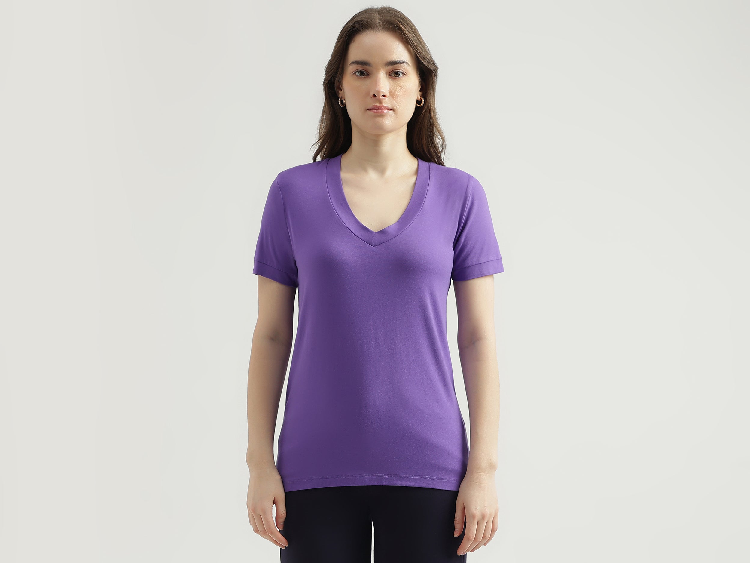 Women's Regular Fit V-Neck Solid T-Shirt