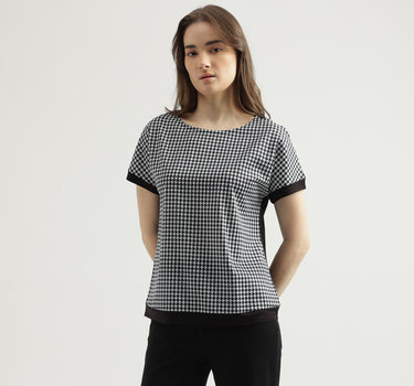 Regular Fit Round Neck Checked Pattern Women's Top