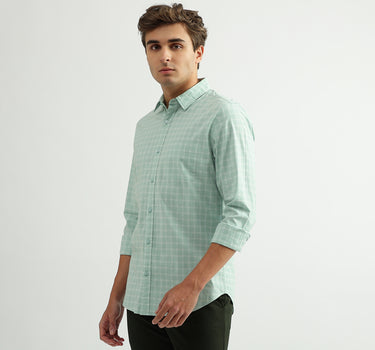 Men Checked Spread Collar Shirt