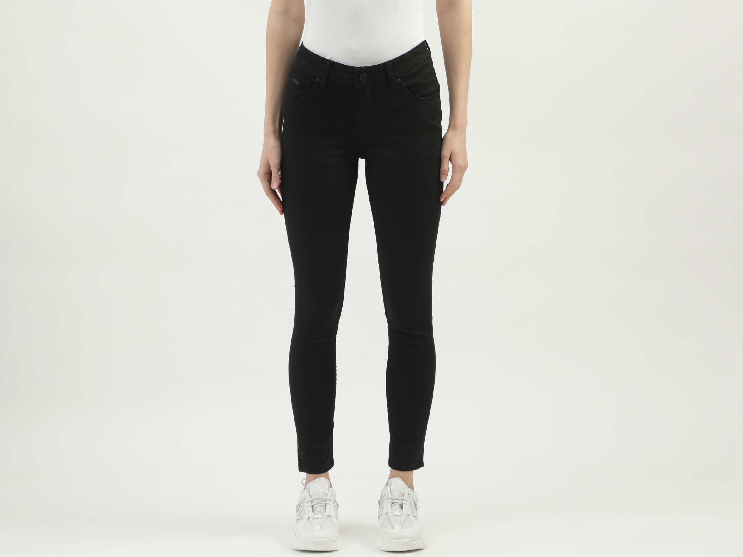 Women's Solid Skinny Fit Trousers