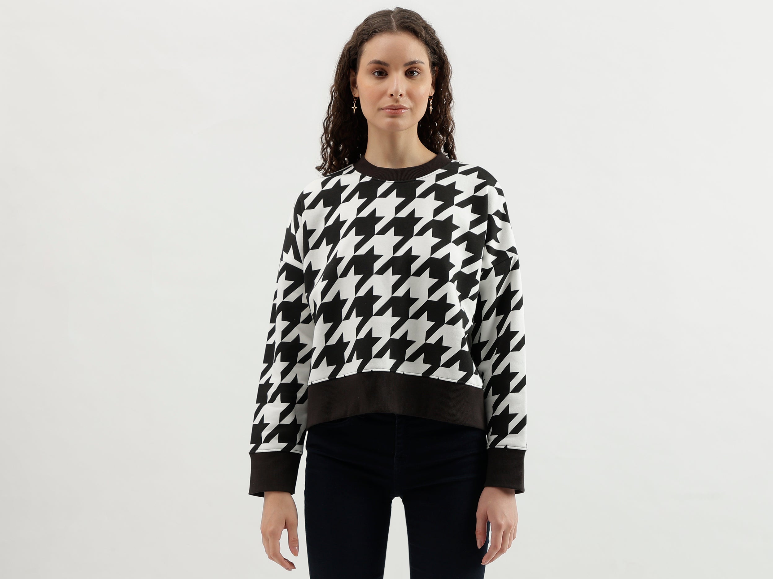 Round Neck Houndstooth Sweatshirt