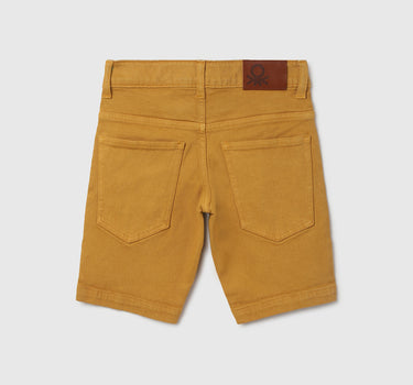 Solid Regular Fit Mid Rise Shorts