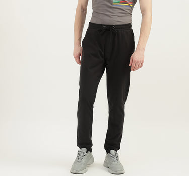 Men Solid Regular Fit Joggers