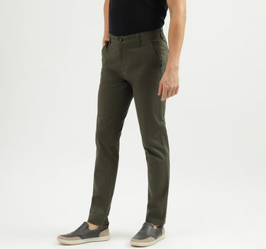 Men's Solid Slim Fit Trousers with Button Closure