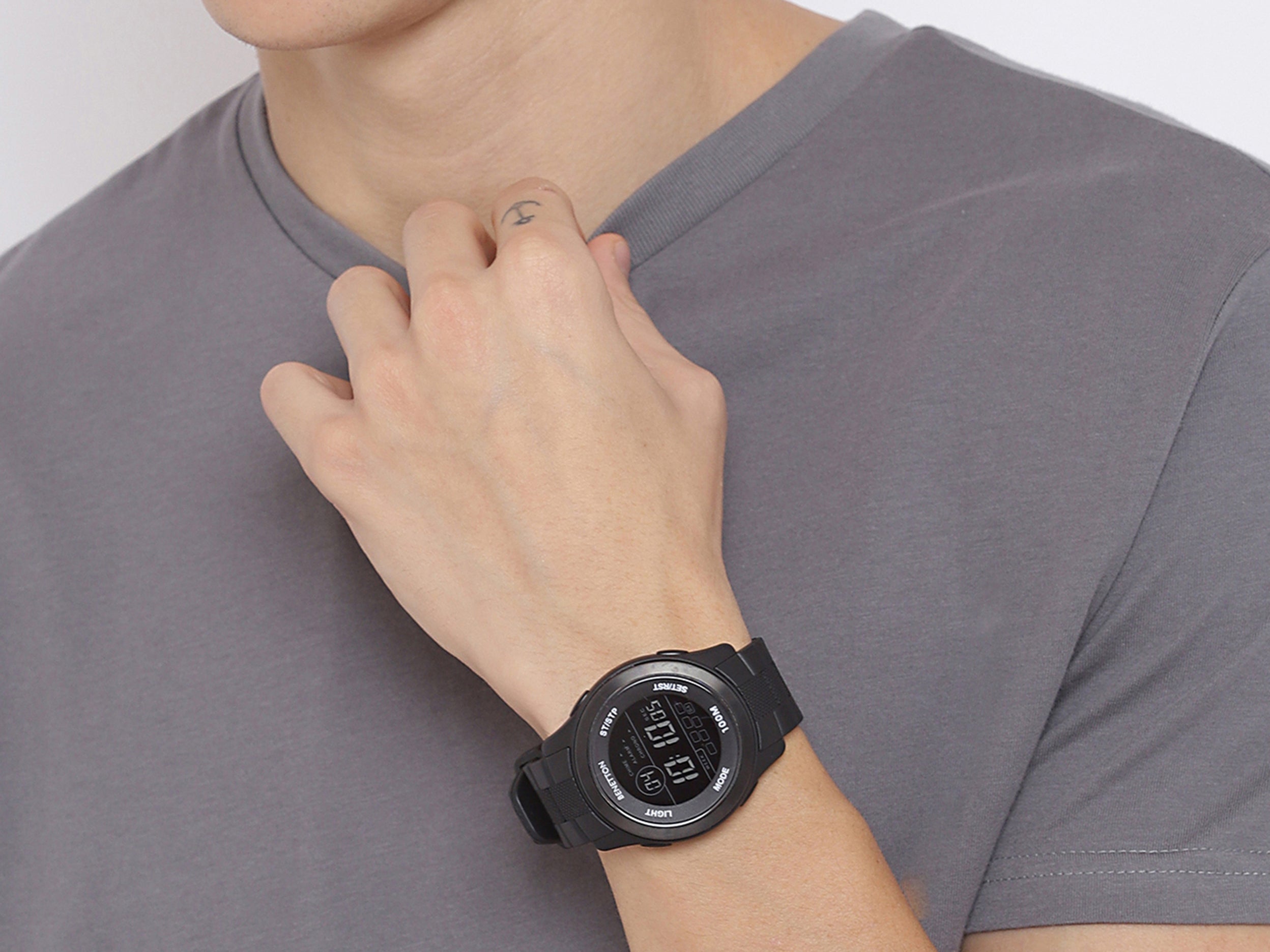 Benetton smart watch shop