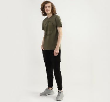 Men Embossed Round Neck T-shirt