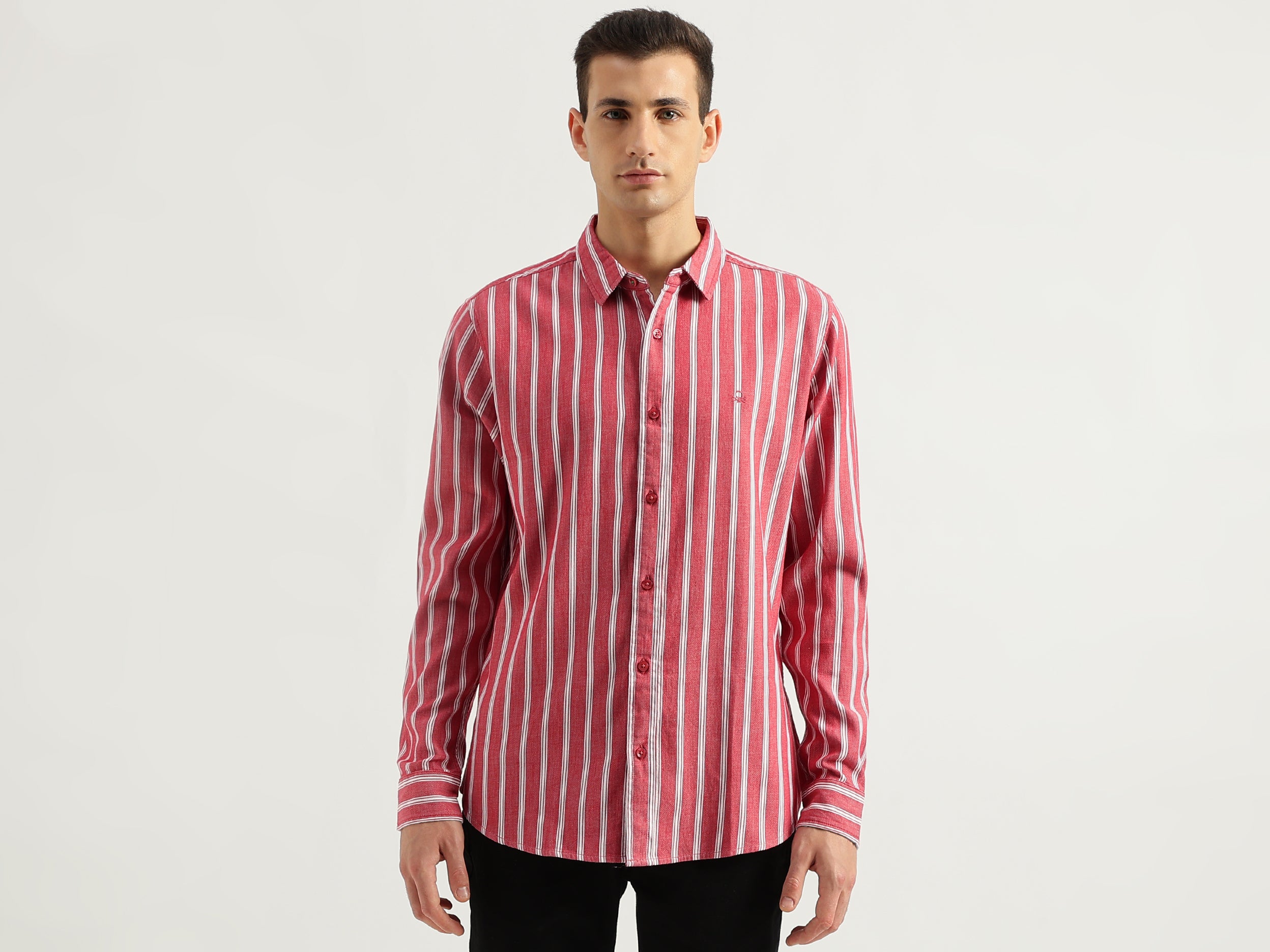 Men's Slim Fit Spread Collar Striped Shirts