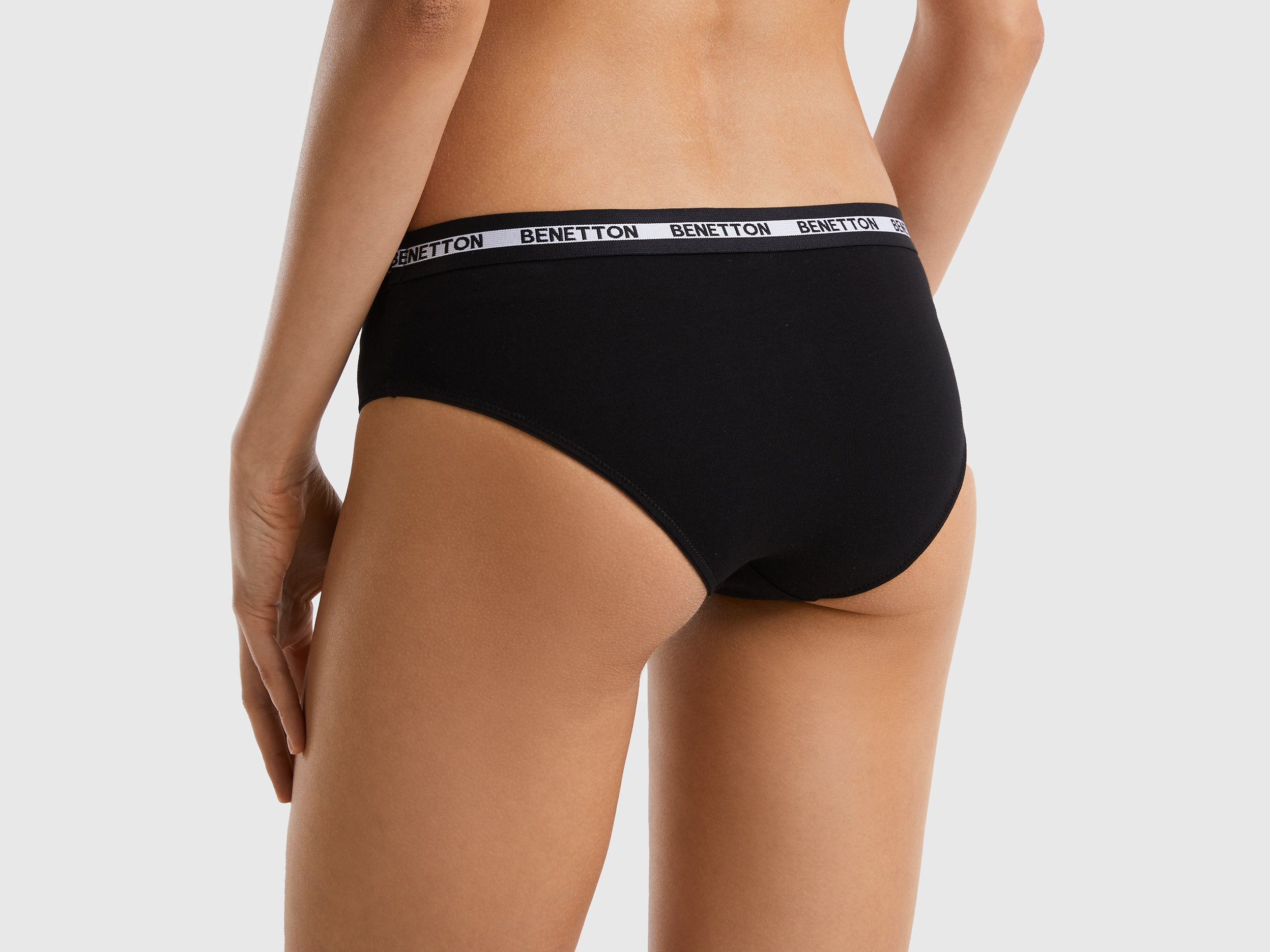 HIGH-WAISTED UNDERWEAR IN ORGANIC COTTON - Main Image