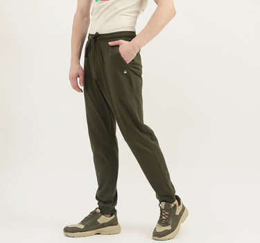 Men Solid Regular Fit Joggers