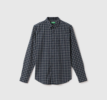 Men Checked Spread Collar Shirt