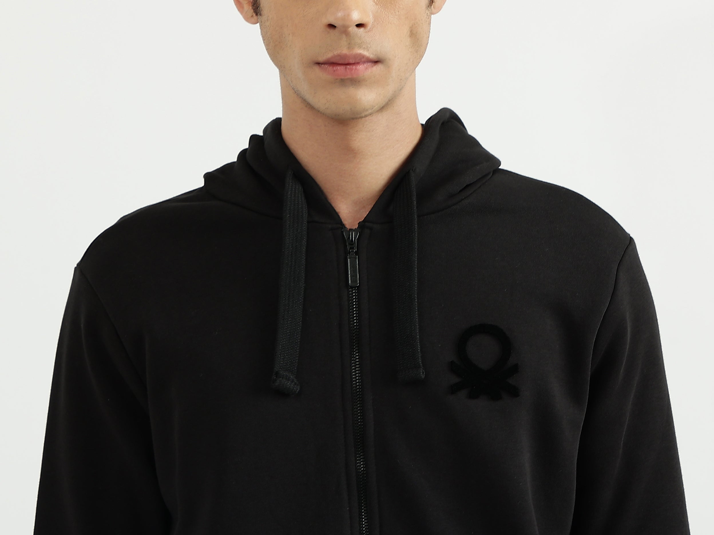 Men Brand Logo Hooded Neck Sweatshirt – United Colors of Benetton