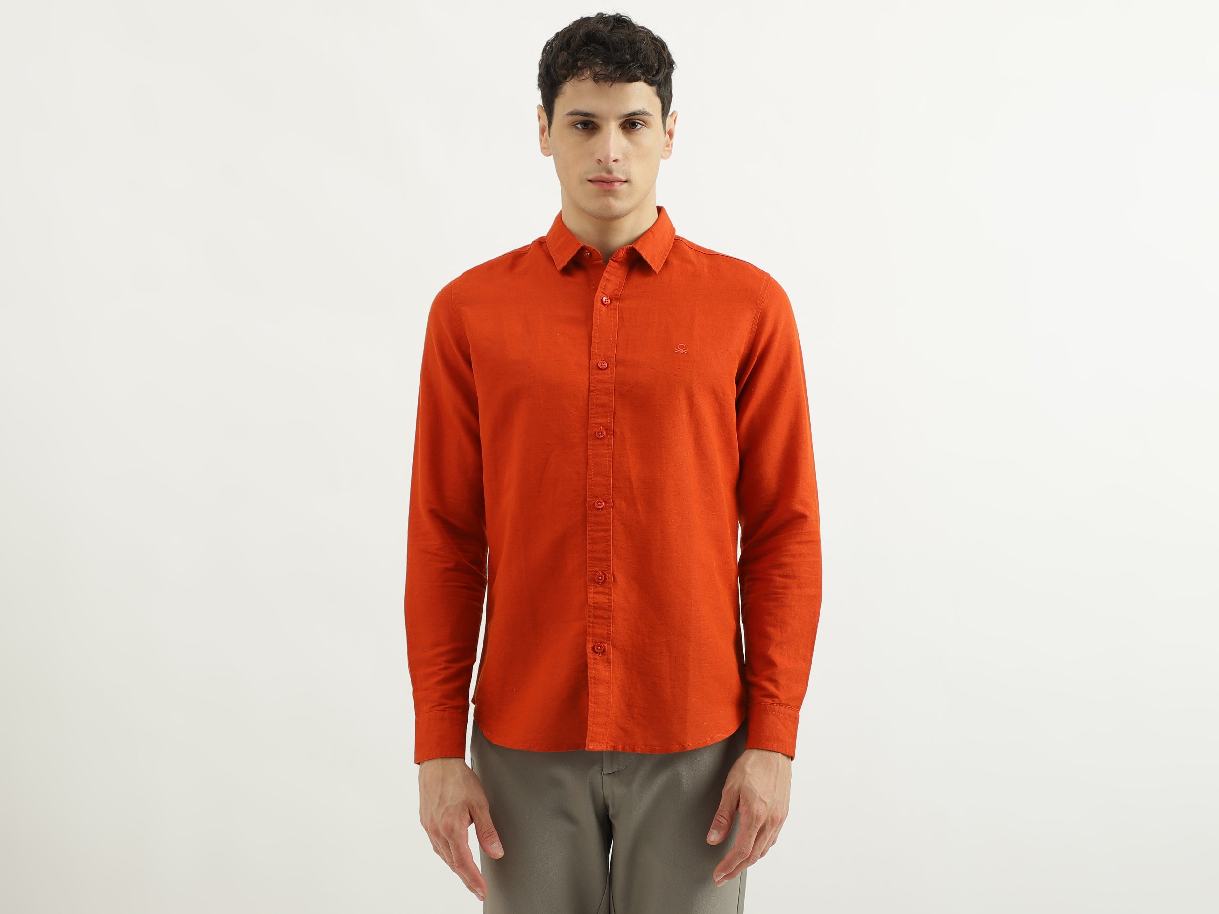 Slim Spread Collar Solid Shirts