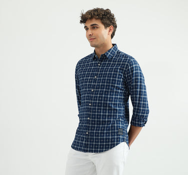 Men Checked Spread Collar Shirt