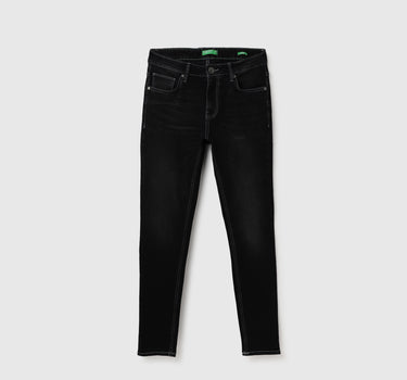 Solid Mid Rise Skinny Fit Jeans