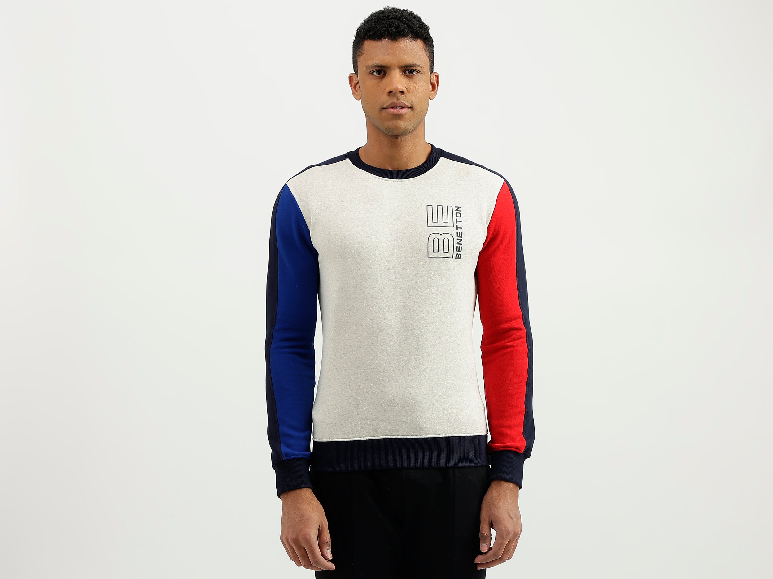 Regular Fit Round Neck Colourblocked Sweatshirt