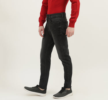 Men Solid Carrot Fit Jeans