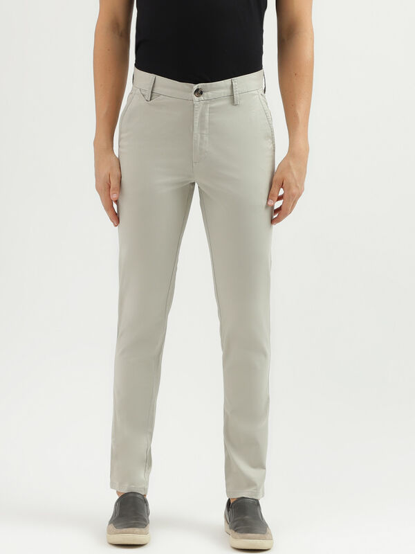 Men's Solid Slim Fit Trousers with Button Closure