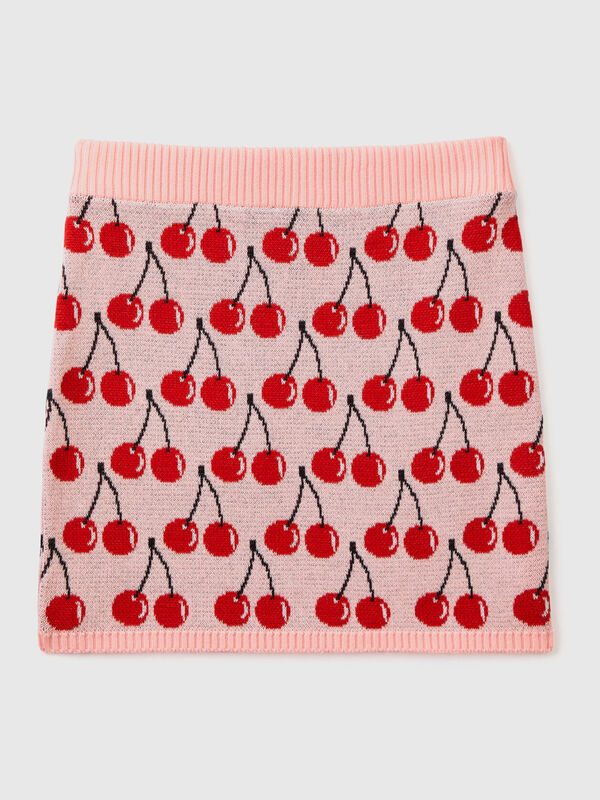 PINK MINI SKIRT WITH CHERRY PATTERN