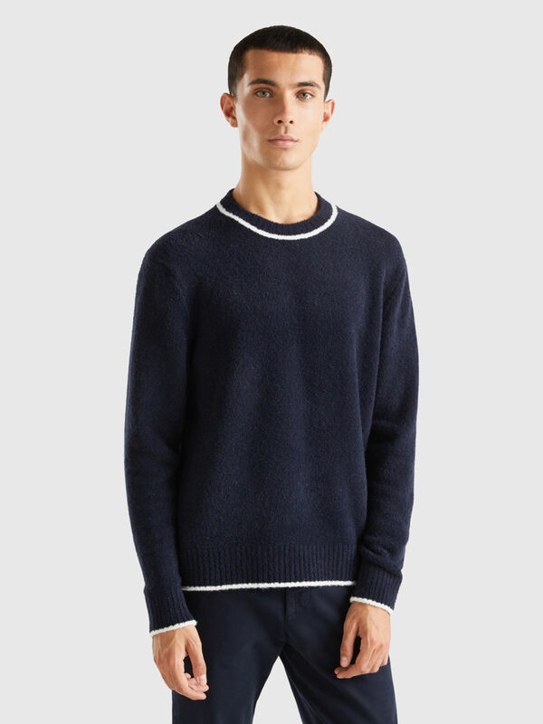 Relaxed Fit Crew Neck Solid Sweater
