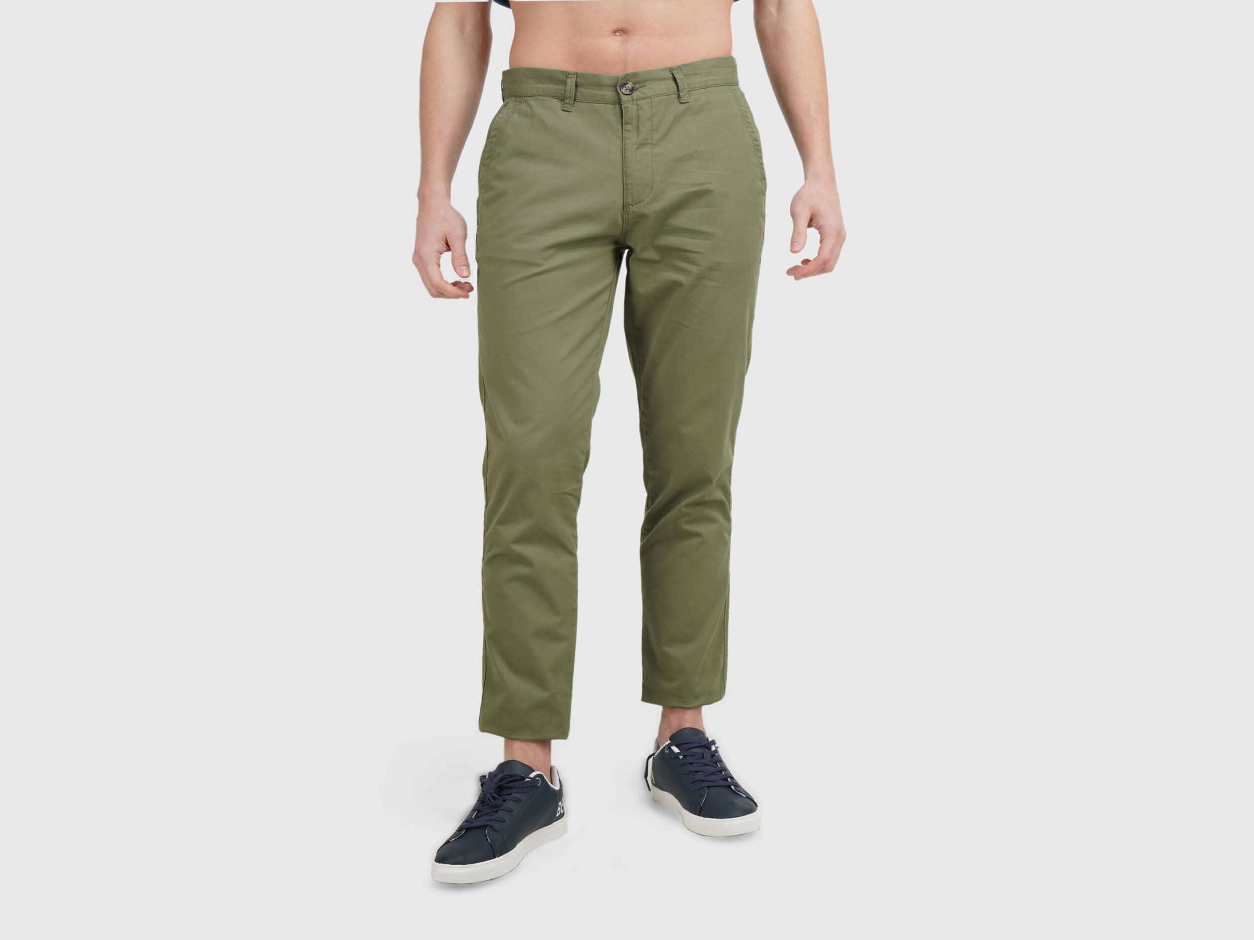 Buy Polo Ralph Lauren Men Beige Slim Fit Featherweight Twill Pant Online -  875545 | The Collective