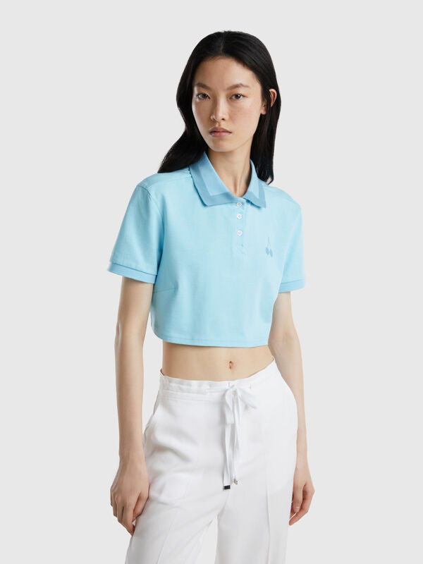 LIGHT BLUE CROPPED POLO WITH CHERRY EMBROIDERY