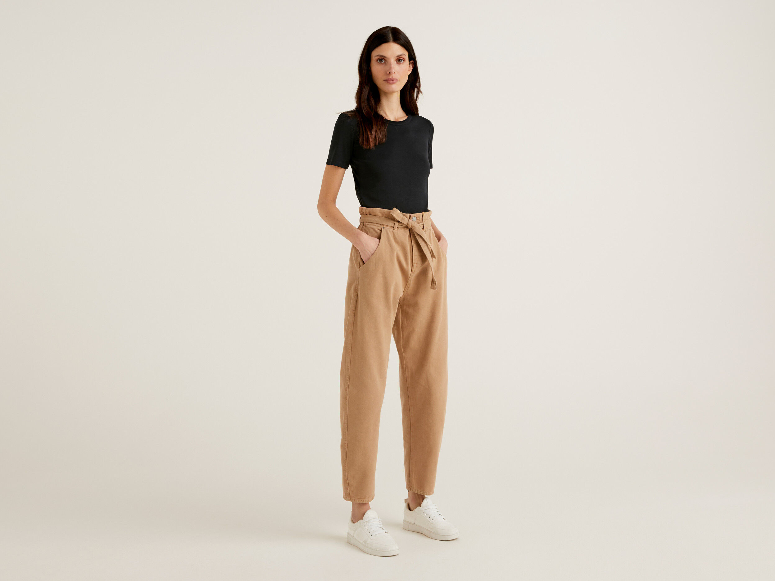 Paperbag trousers in 100 cotton  Beige  Benetton