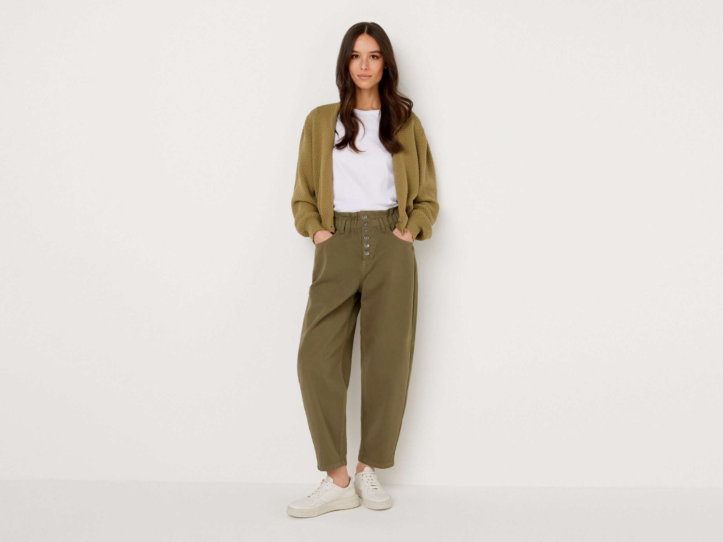 Highwaisted 100 cotton trousers  Military Green  Benetton